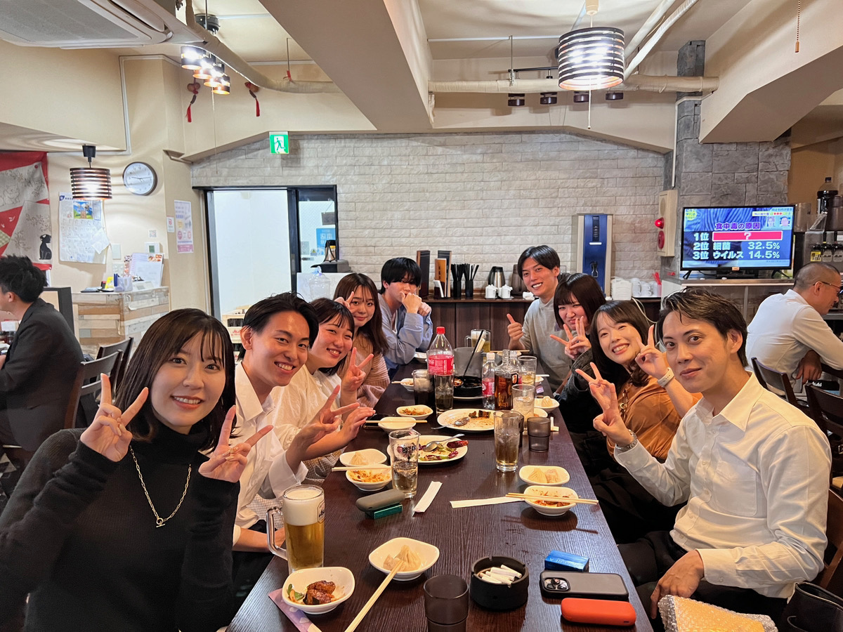 【天神】未経験歓迎！◆社会保険完備・実働8時間◆ノルマはなく、高歩合！頑張りがしっかり給与に反映されます！未経験でも安心の研修制度で、売れるアイブロウリストになれるサロン！「眉毛ファクトリー 福岡天神店（マユゲファクトリーフクオカテンジンテン）」からアイブロウリストの求人☆★