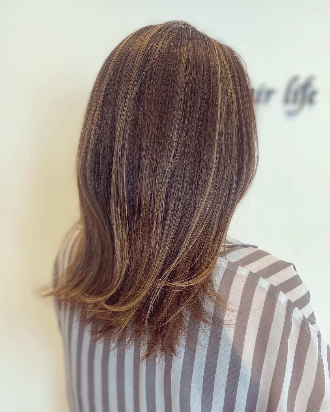 【福重】≪日曜、祝日が定休日・社会保険完備・営業時間17:30まで・基本残業なし・子育て中の美容師さんでも正社員で勤務OK≫プライベートも充実させたい方必見！ブランクのある方や働くママさんも大歓迎！20～40代の女性中心に人気なサロン「Design color & eye beauty 2nd Colabo（デザインカラーアンドアイビューティーセカンドコラボ）」からスタイリスト（美容師）の求人☆☆