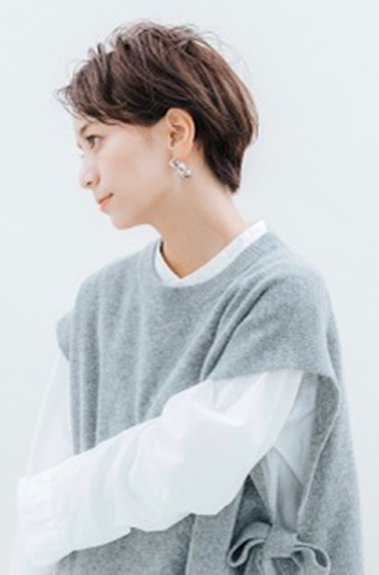 【センター北】≪完全週休2日制≫≪髪質改善がウリ≫≪住宅手当あり≫福利厚生が充実したサロン!稼ぎながら、プライベートと両立したい方にもオススメ!髪質改善のプロからしっかりレッスンを受けることができます!「NoeL(ノエル)」からスタイリスト(美容師)の求人☆★