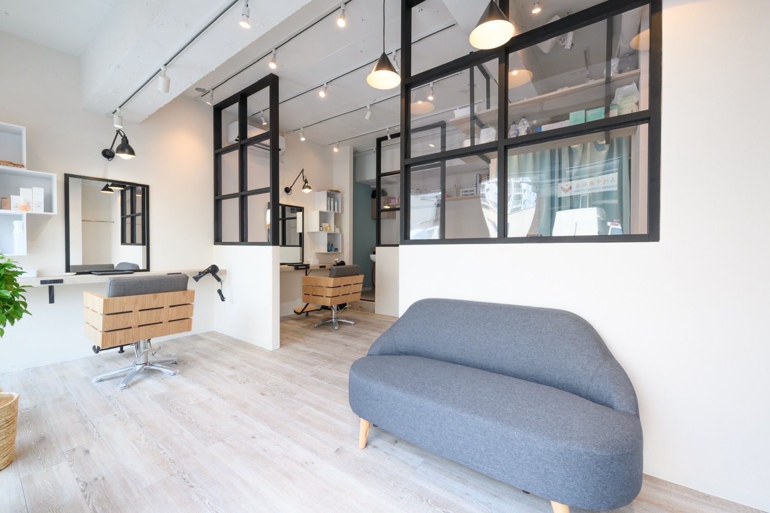 【北品川】◆店長候補歓迎◆完全週休3日制も選べる・社会保険完備・ママさん美容師歓迎◆髪質改善と縮毛矯正をウリにした、高単価・高リピートサロン！様々な働き方でキャリアパスが叶う「ao（アオ）」からスタイリスト（美容師）の求人☆★