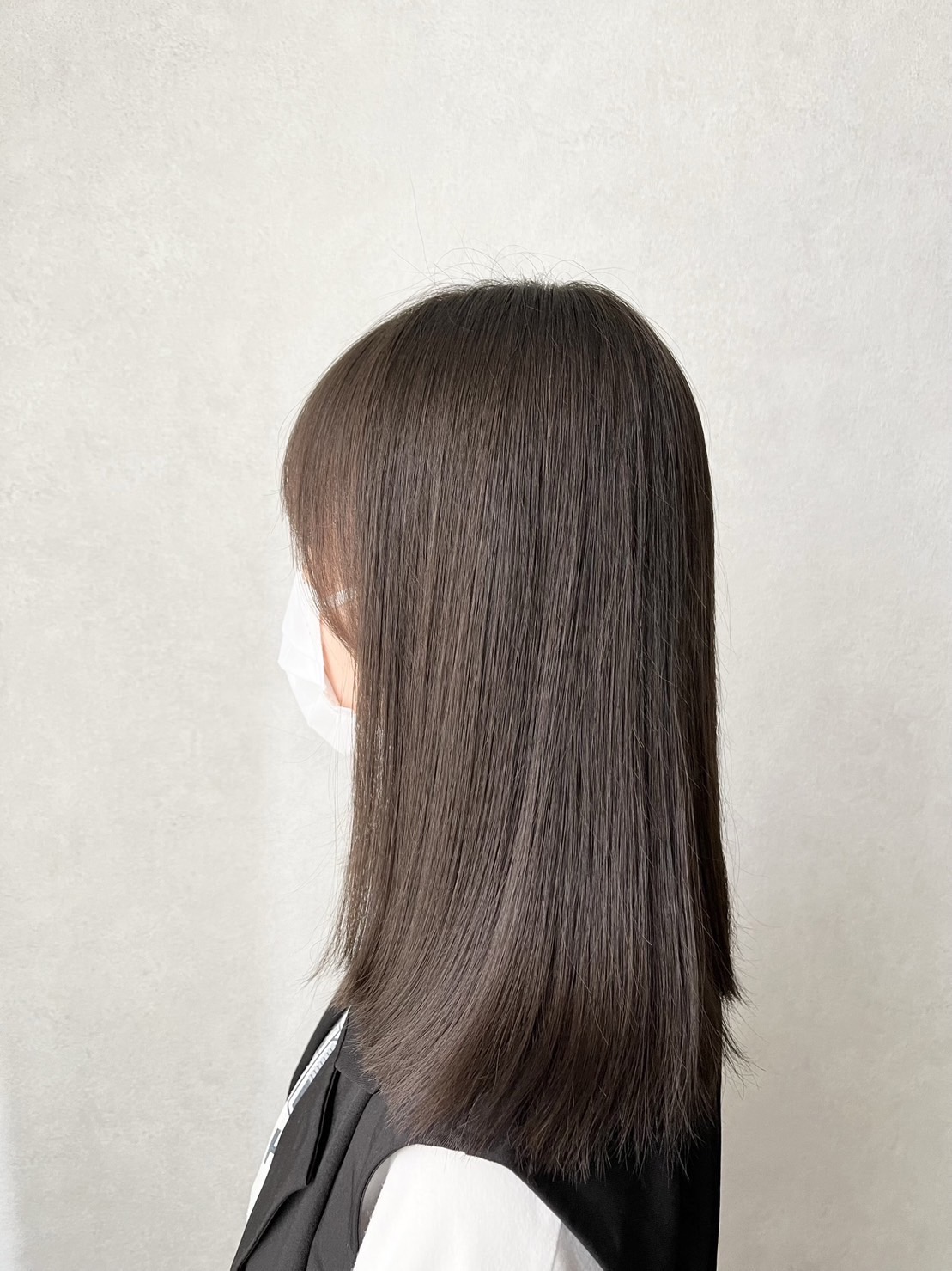 【天神橋筋六丁目】≪完全週休2日制≫≪20時までに退勤可能≫≪駅から徒歩1分≫≪客単価11000円≫≪休憩1時間保障≫オシャレな内装と丁寧な接客が人気のサロン！お客様一人ひとりに向き合った施術をしたい方にオススメです。土日休みの相談可能など、他にも良い条件がたくさんあります！「ROI.（ロイ）」からスタイリスト（美容師）の求人☆★