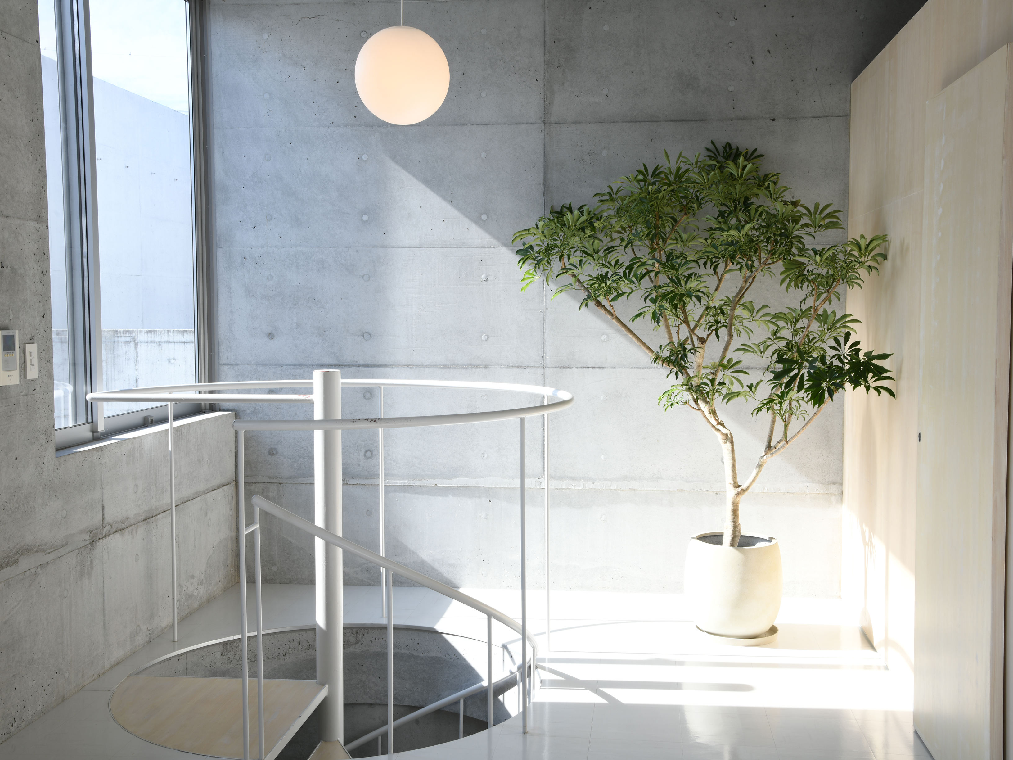 【北高崎】≪社会保険完備≫≪アイブロウメニューあり≫≪髪色・ネイル自由≫最先端メニュー取り扱いサロン!頑張った分だけ還元され、働きやすいサロンです!cooey. gillyeye(クーイー ジリーアイ)からアイリスト(まつげエクステ・まつげパーマ・アイブロウ)の求人☆☆