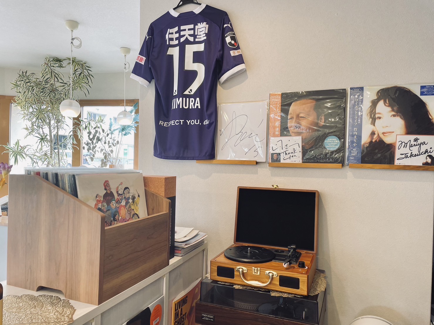 【摂津本山】≪完全週休2日制≫≪年間休日110日≫≪社会保険完備≫≪GW休暇あり≫≪年末年始6連休!≫プライベートも充実しながら楽しく働けますよ!スタッフの意見を取り入れてくれる環境です!「ISOLA(イゾラ)」からスタイリスト(美容師)の募集☆★☆