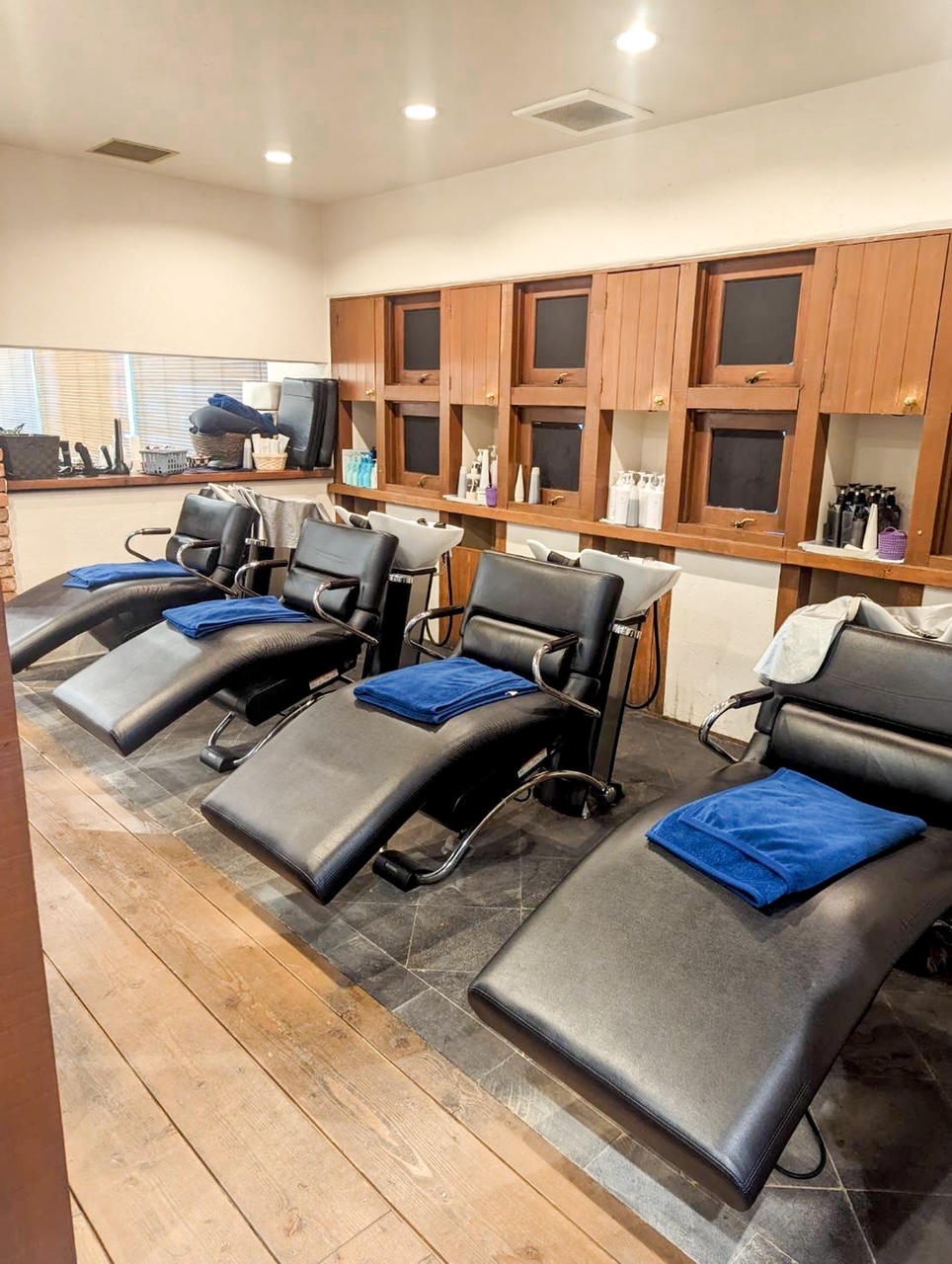 【小倉】≪新規リニューアルオープン≫≪指名・フリー共に50％還元≫≪駐車場完備で車やバイク通勤OK≫あなたの強みを活かして働いていけるサロン！フリーや新規の方は中途入社の方に優先的に入っていただきますよ！業務委託が初めての方でもしっかりしたサポートがあるので安心！時短勤務のママさん美容師も大歓迎！「OBJE style（オブジェスタイル）」からスタイリスト（美容師）の求人☆★