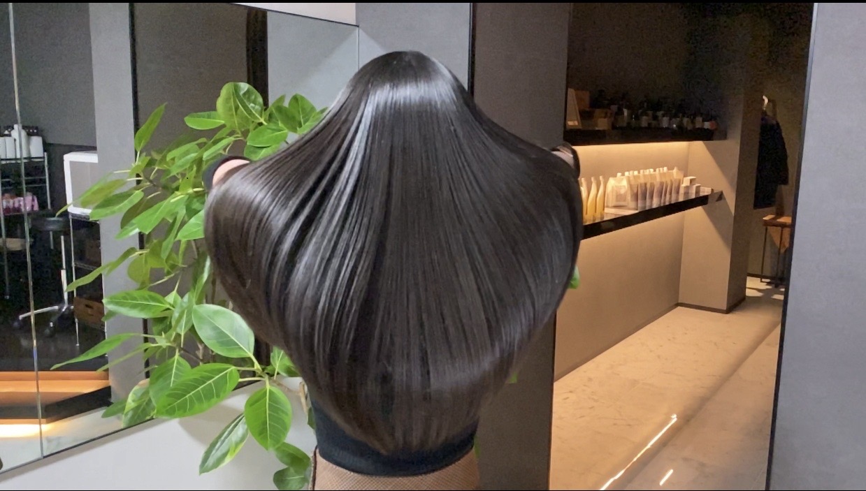 【北浜】≪駅チカ徒歩1分≫ ≪最短3ヵ月でスタイリストデビュー≫≪完全週休2日制or完全週休3日制≫≪レッスンは全て勤務内≫≪モデル募集も全力サポート≫≪ボーナス年1回支給≫≪選べる勤務時間≫≪社会保険完備≫店舗拡大予定！スタイリストを目指すアシスタントさんは全力で応援！スキルアップを目指しませんか？髪質改善特化型サロン「rroom201（ルームニマルイチ）」からアシスタント（美容師）の求人☆★