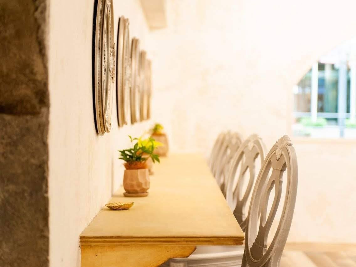 【吉祥寺】≪完全週休2日制・社会保険完備≫幅広いメニュー展開！時代に合った労働環境！未経験者も安心のカリキュラムがあります。生涯雇用を掲げるサロン「Reir 吉祥寺（レイールキチジョウジ）」からアイリスト（まつげエクステ・まつげパーマ・アイブロウ）の求人★☆