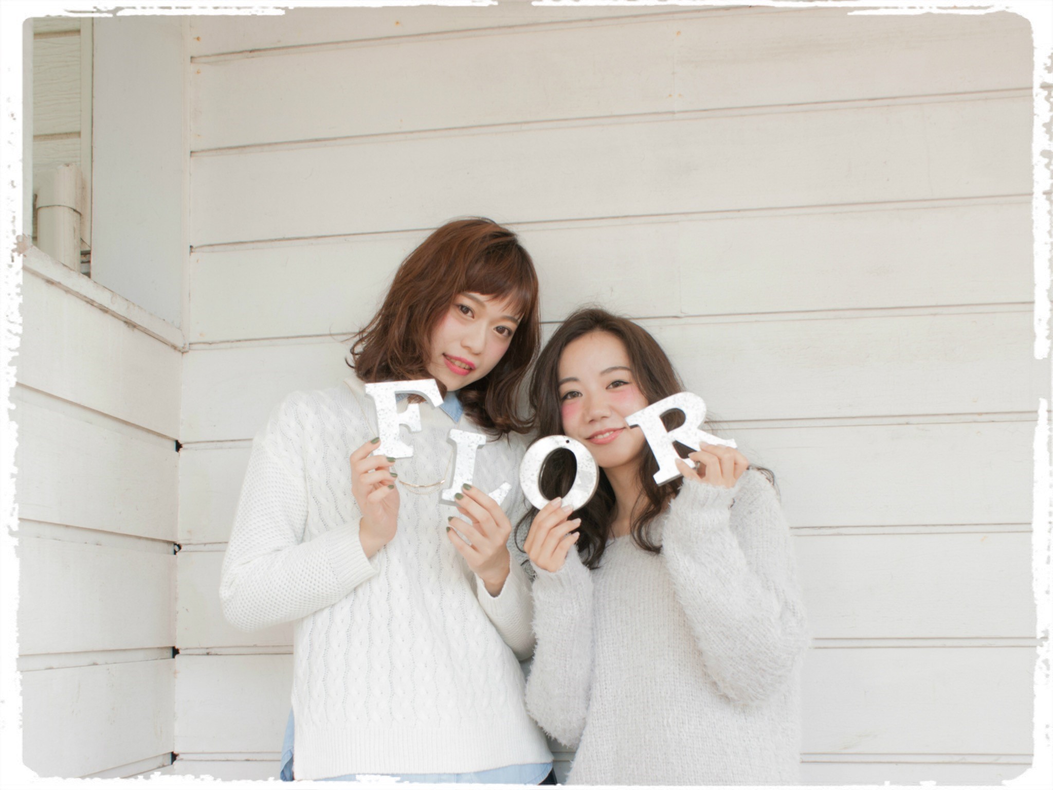 【上大岡】≪完全週休2日制・社会保険完備≫たくさんのメニュー展開で幅広いスキル習得が可能です。未経験者も安心のカリキュラムあり！生涯雇用を掲げるサロン「Flor 上大岡（フロールカミオオオカ）」からアイリスト（まつげエクステ・まつげパーマ・アイブロウ）の求人★☆