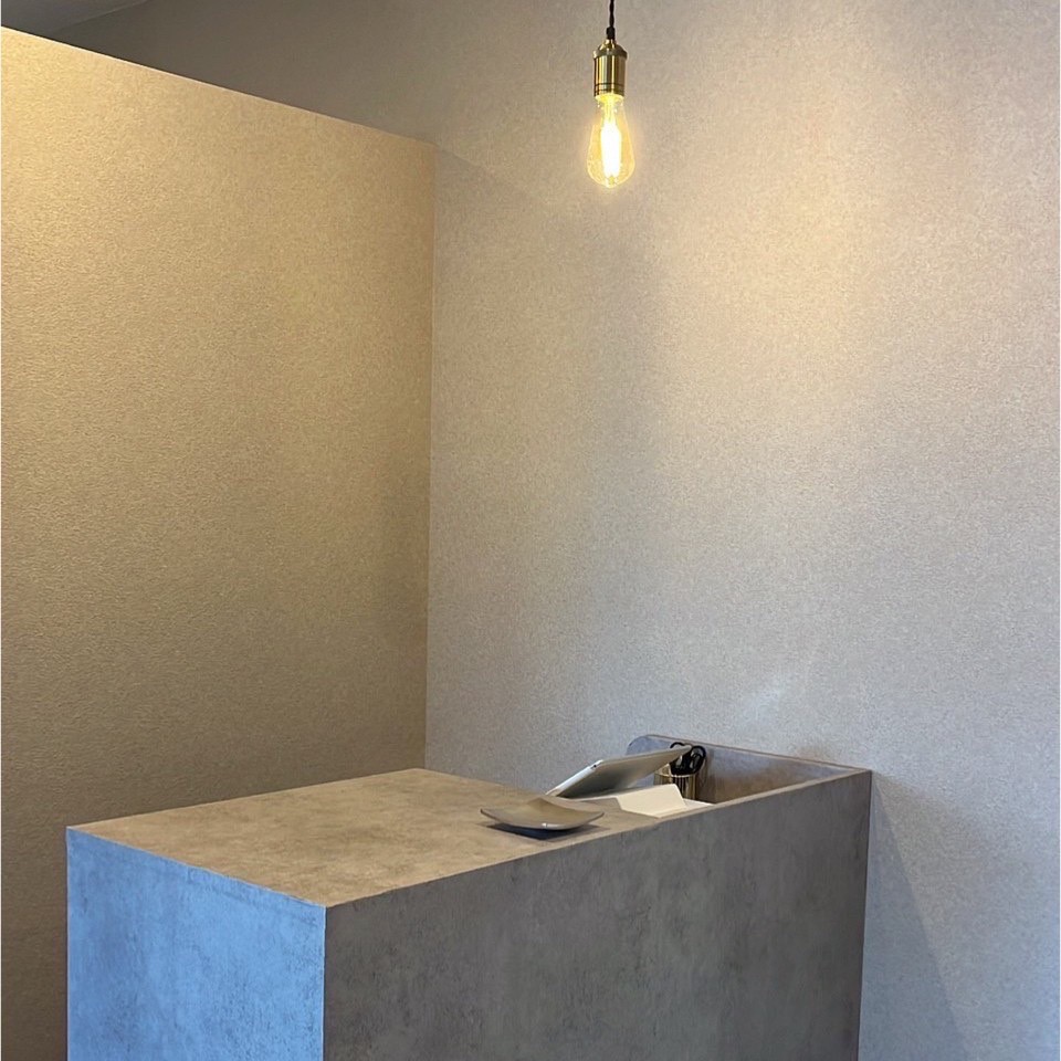 【和泉府中】≪社会保険完備≫≪休憩1時間保障≫≪20時までに退勤OK≫≪土日休み相談可能≫スタッフがそれぞれの個性を活かして活躍するサロン！デザインや商材の規定はなく、トレンドや自分が興味のあるものを取り入れることができます！一緒にサロンを作っていきましょう！「Blanche（ブランシュ）」からネイリスト（ネイル）の求人☆☆