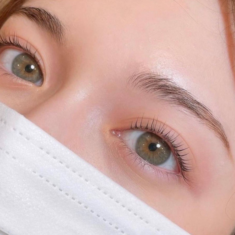 【天文館】業界トップクラスの休日数＆売上還元率！《未経験歓迎・社会保険完備・年間休日125日・月10,11日休み・土日祝休み月2回OK・髪色自由・ネイルOK・美容部員の経験がある方歓迎》アイリストとしてはもちろん、メイクアップアーティストとしても活躍！「2026年1月中旬、天文館にNEW OPEN予定のアイブロウ＆まつげパーマ専門店！」からアイリスト（まつげパーマ・アイブロウ）の求人☆★☆