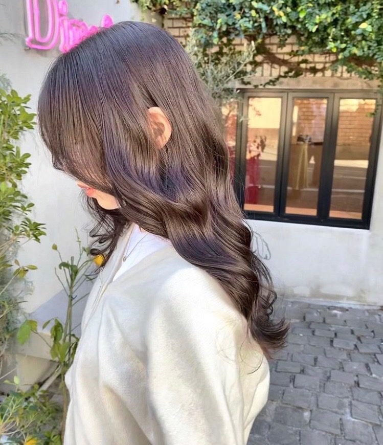 【表参道】≪平均月給80万円≫≪月8~10日休み≫SNSにて話題沸騰中!髪質改善とハイライトがウリの人気サロン!「Dimo& 表参道(ディモアンドオモテサンドウ)」からスタイリスト(美容師)の求人☆★