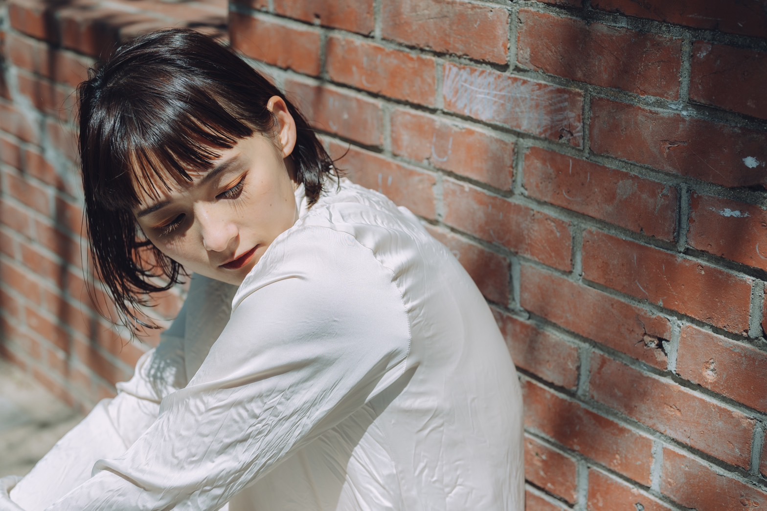 【江坂】≪マンツーマン接客≫≪住宅手当あり≫≪社会保険完備≫プライベートも充実できます!自然体で過ごせる居心地のいいサロン「WAVE(ウェーブ)」からスタイリスト(美容師)の求人☆☆