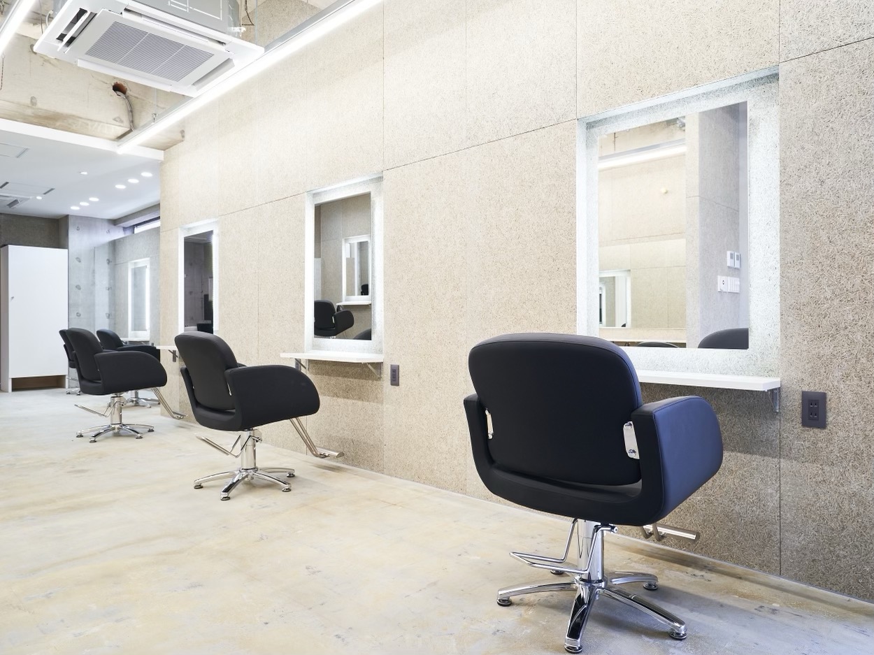 【浦安駅】≪自由出勤制≫≪土日祝休みOK≫自分のペースで働けるアットホームサロン！長く働けるサロンをお探しの方にオススメです！「SEA 浦安（シーウラヤス）」からスタイリスト（美容師）の求人☆★