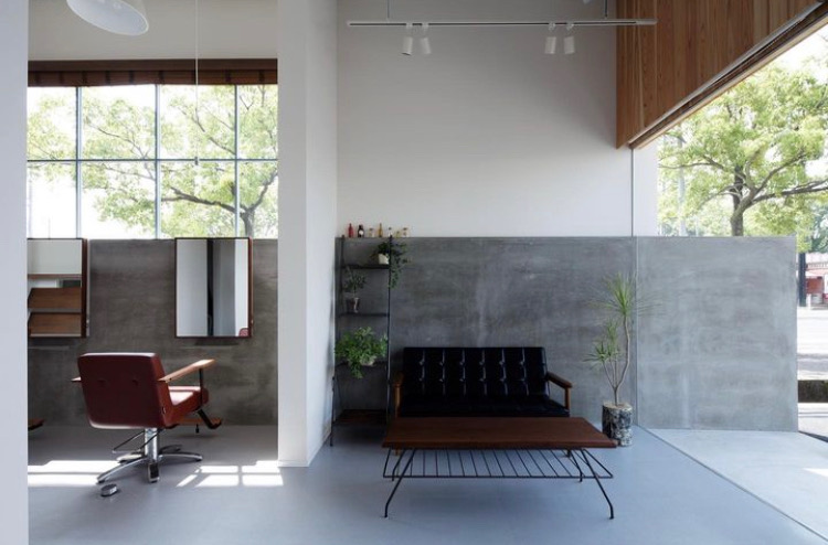 【馬越】≪完全週休二日制・社会保険完備・営業中のレッスンOK・早番遅番あり・産休育休制度あり・アイラッシュメニューあり≫トレンドを取り入れたメニューがあり入客チャンス多数！幅広い年代のお客様がご来店されるトータルビューティーサロン「BRICK HAIR&SPA（ブリックヘアアンドスパ）」からアシスタント（美容師）の求人☆★