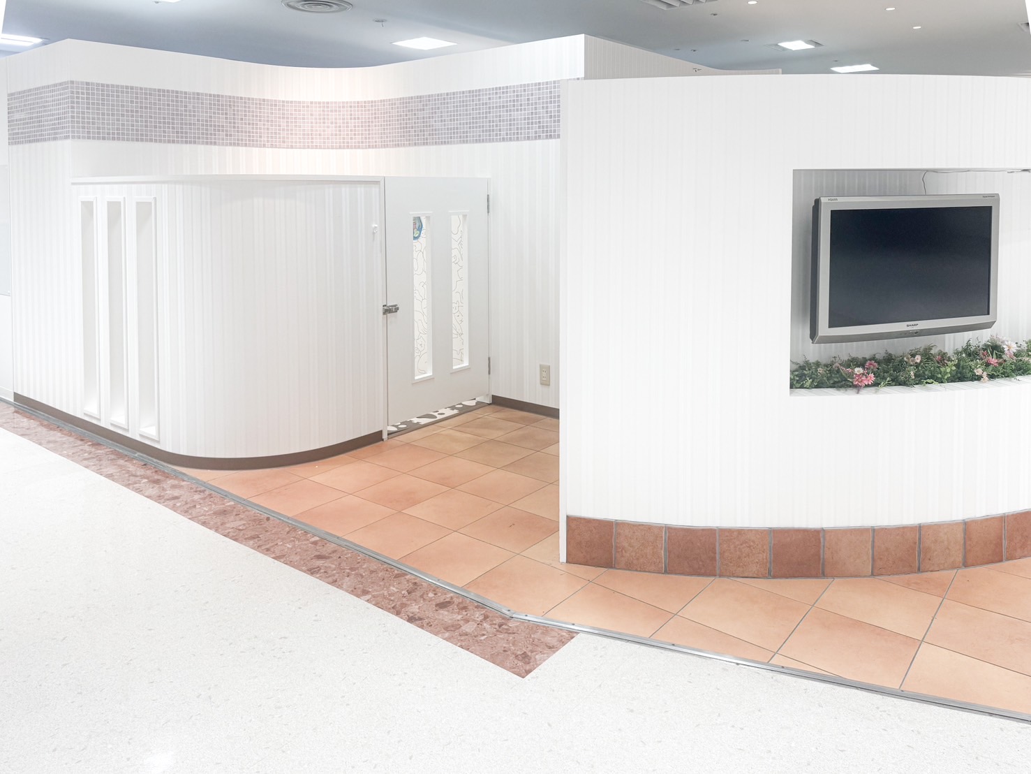 【下関駅】≪休日充実・社会保険完備≫幅広いメニューで20代のお客様が多いアイラッシュサロン「eyelash AMO（アイラッシュアモ）」からアイリスト（まつげエクステ・まつげパーマ・アイブロウ）の求人☆★