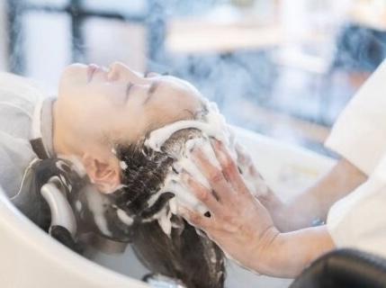 【鷺ノ宮】≪営業時間内レッスンOK≫≪最短1年でデビュー可能≫≪住宅手当あり≫基本は営業時間内レッスンオンリー！無理のないペースでスタイリストを目指すことができます！「ASIA（エイシア）」からアシスタント（美容師）の求人☆★