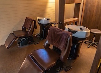 【星ヶ丘】◆月30万円保障・指名料全額還元◆高単価+完全マンツーマンでお客様と関われます!スピード重視ではなく、ひとり一人のお客様と向き合え、今までのスタンスを崩さず働ける「Natura 星ヶ丘店(ナトゥーラホシガオカテン)」スタイリスト(美容師)の求人★☆