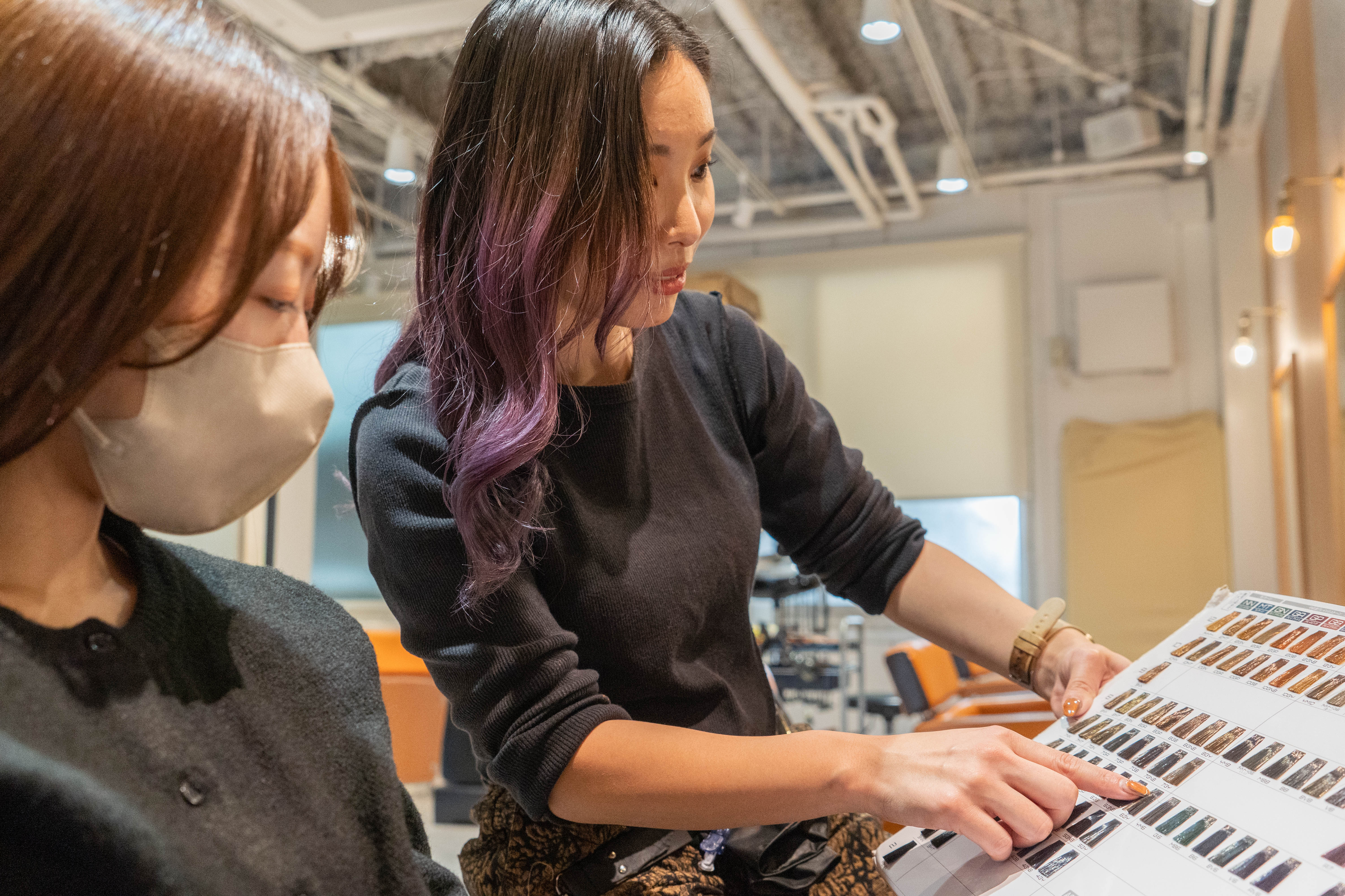 【甲府駅】≪指名50%/フリー40%還元≫≪日曜休みOK≫≪週1日~OK≫3つの雇用形態から選べる!頑張ったらそのままお給料に反映されます!福利厚生や現場の商材が充実しており、働きやすさ抜群!高濃度水素の力を使ったトリートメントに力を入れているサロンの「Bamboo grass second(バンブーグラスセカンド)」スタイリスト(美容師)の求人☆★