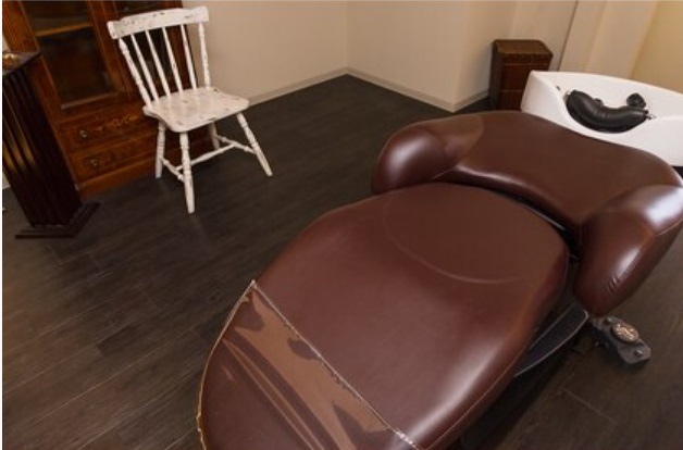 【板野】正社員と業務委託を選択可能≪フリー40％／指名50％還元≫≪圧倒的な集客力で入客チャンス大!!≫≪社会保険あり!!≫月給30万円以上稼ぐ事が可能「little aizumi by BIVRE（リトル アイズミバイヴィーヴル）」からスタイリスト・jrスタイリスト（美容師）の求人★☆