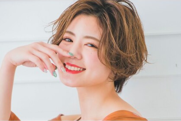 【板野】正社員と業務委託を選択可能≪フリー40％／指名50％還元≫≪圧倒的な集客力で入客チャンス大!!≫≪社会保険あり!!≫月給30万円以上稼ぐ事が可能「little aizumi by BIVRE（リトル アイズミバイヴィーヴル）」からスタイリスト・jrスタイリスト（美容師）の求人★☆