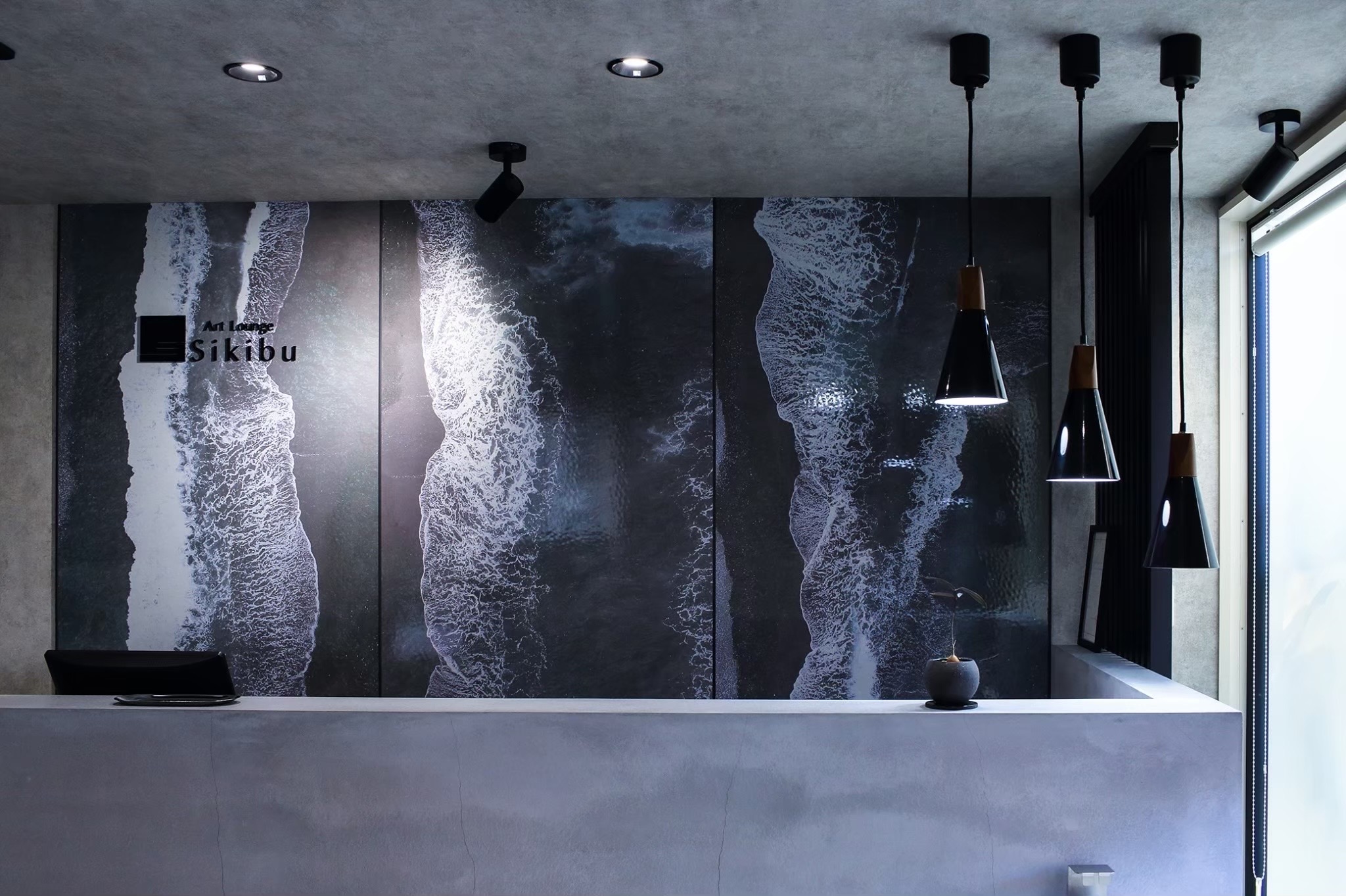 【海老名駅】≪週2日～OK≫≪土日休み相談OK≫≪産休育休実績あり≫≪髪色ネイル自由≫ゆったりとした時間枠で接客できる地域密着型のサロン！なんでも相談しやすい家族のような環境です！指名料全額バックや昇給制度などもあり、安定した収入をゲットできます！「Art Lounge Sikibu（アートラウンジシキブ）」からアイリスト（まつげエクステ・まつげパーマ・アイブロウ）の求人☆★☆