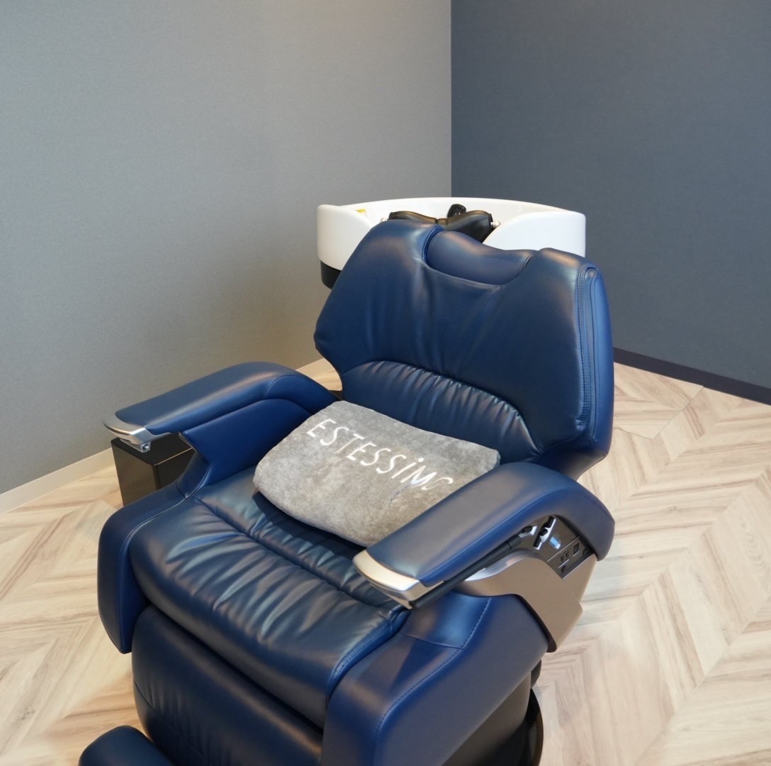 【帝塚山】≪バックシャンプー経験者のみ募集≫≪ママさん歓迎≫≪業務委託またはパート・アルバイト≫≪週2,3日、1日3時間勤務～≫≪17時閉店≫≪日祝定休≫≪客単価10000円前後≫女性が働きやすい環境！働き方の相談は柔軟に対応します！「Salon de A（サロンドエー）」からスパニスト（美容師）の求人☆☆