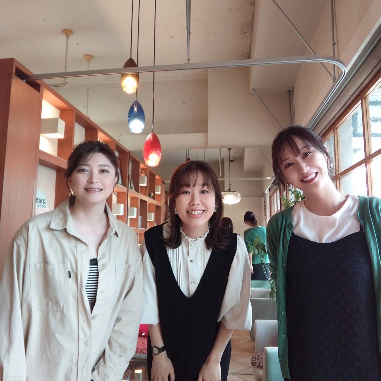 【阪急伊丹】≪社会保険完備≫≪週休2日or3日制≫≪20時までには退勤可能≫完全予約制のマンツーマンサロン！お休みをしっかりとりながら、無理な入客もなく安定して稼げます！働きやすい環境なので長く仕事を続けられますよ！「Dears 伊丹店（ディアーズイタミテン）」からスタイリスト（美容師）の求人☆★☆