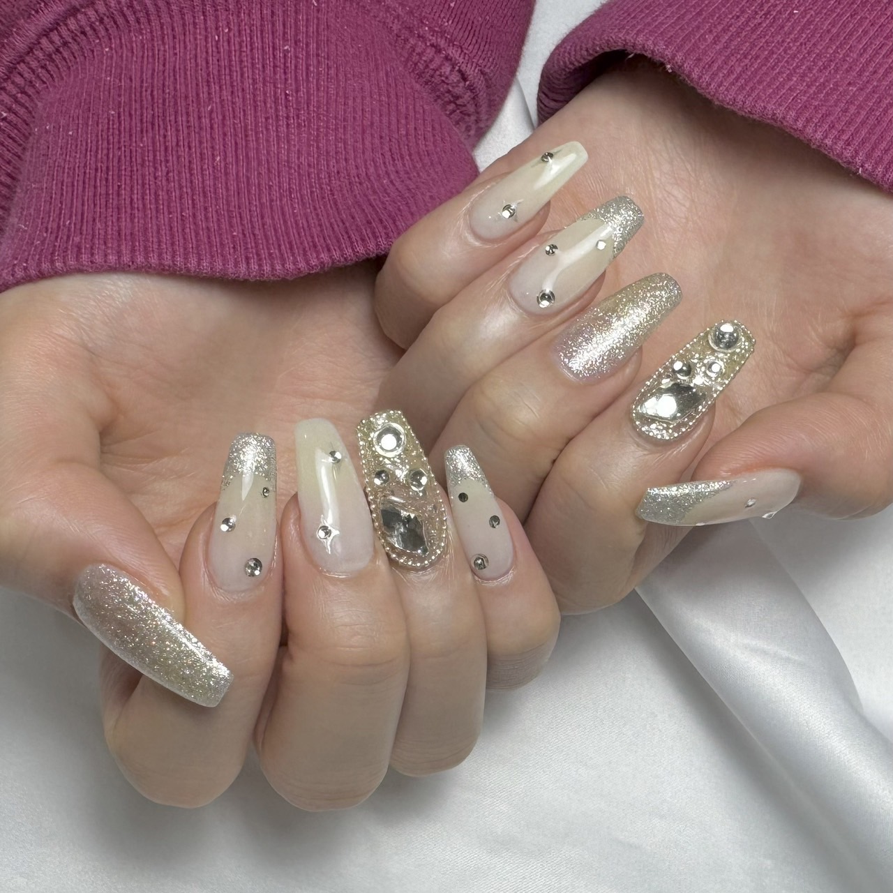 【北花田】≪サロンワーク経験ありorネイリスト検定1級以上お持ちの方≫≪土曜休み月2回までOK≫≪ママさん・ブランクのある方歓迎≫≪週3日、1日5時間勤務からOK≫経験豊富な講師在籍サロンのため、高い技術を身に付けたい方必見！「kanna（カンナ）」からネイリスト（ネイル）の求人☆☆