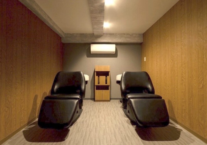 【高円寺】≪社会保険完備≫≪ノルマなし≫髪質改善がウリの高単価サロン！マンツーマン接客で一人のお客さんと多くのコミュニケーションをとることができます！「Dears 高円寺店（ディアーズコウエンジテン）」からスタイリスト（美容師）の求人☆★☆