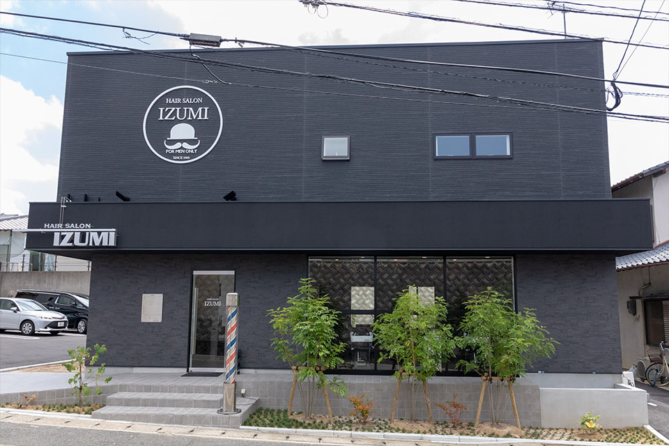 【舞松原】≪社会保険完備・完全週休二日制・毎週2連休・入客チャンスあり・有給休暇あり≫手厚い好待遇に加え、自分の時間も大切にできます！お客様が多く入客チャンスあり！幅広い技術が学べお仕事がいまよりきっと好きになるアットホームなバーバーショップ「HAIR SALON IZUMI（ヘア サロン イズミ）」からスタイリスト（理容師）の求人★☆