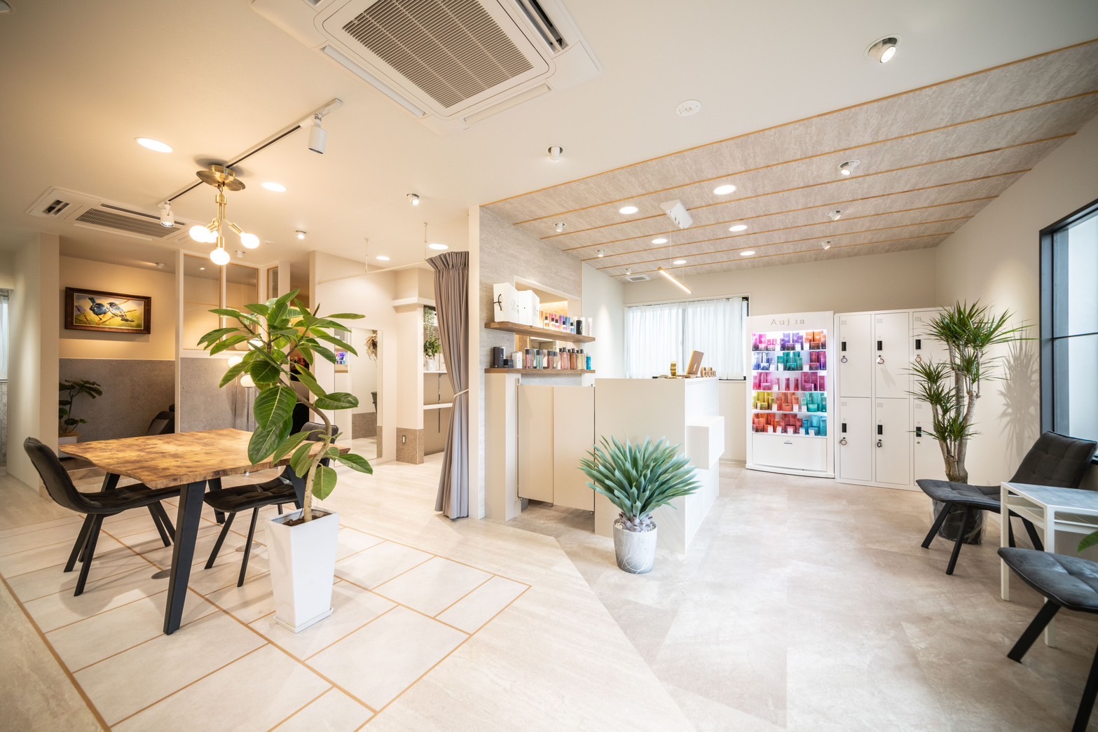 【原町】≪営業時間19時迄・16時迄の勤務OK・勤務日数やお休みの相談OK・営業中のレッスンOK≫アットホームな環境で自分の時間も大切にしながらお仕事できます！！高い技術力と温もりのある空間が大人女性に人気なヘアサロン「CoCoa（ココア）」からアシスタント（美容師）の求人☆★