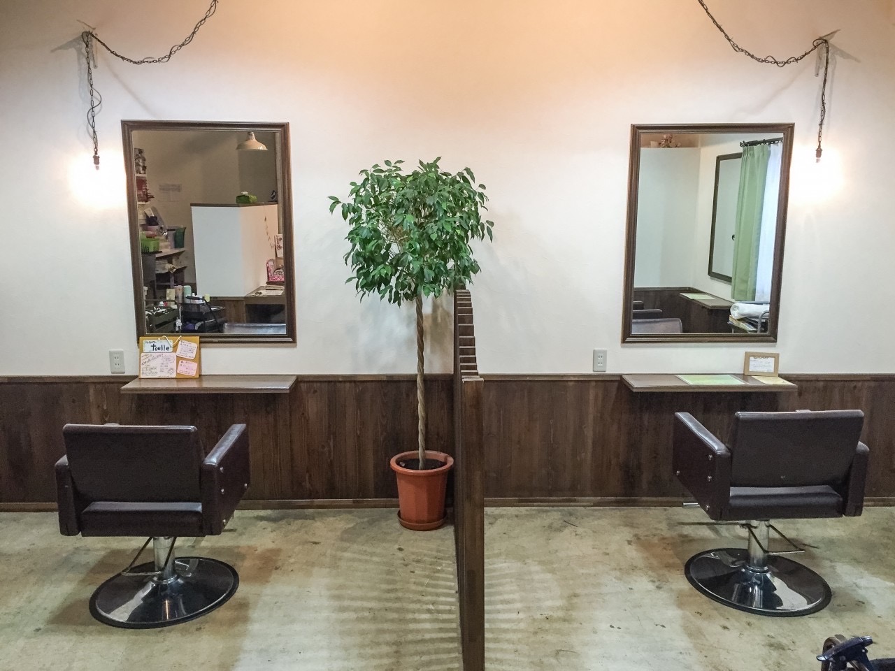 【高槻岡本町】≪毎週土日どちらか休み≫≪社会保険完備≫≪9～17時までの営業≫プライベートと両立しながら、お客様を大事にできる温かいサロン「luz hair（ルースヘアー）」からスタイリスト（美容師）の求人☆☆