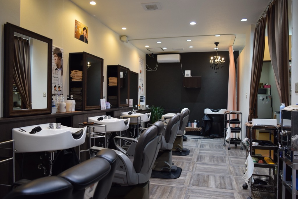 【北殿】◆社会保険加入OK・完全週休2日制・土日は18時で営業終了◆自主性を尊重し今までのスタイルを崩さず、さらにスキルアップが叶います！年齢を重ねても活躍できる環境も魅力！男女問わず人気のユニセックスサロン「LUCIDO STYLE La Luce（ルシードスタイルラルーチェ）」からスタイリスト（美容師・理容師）の求人★☆