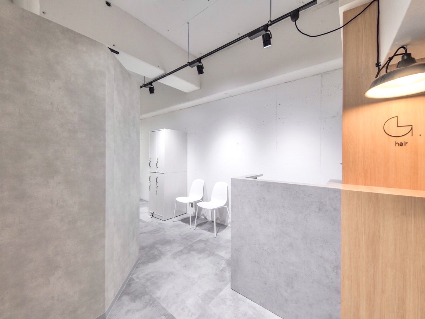 【大久保】≪高単価サロン≫≪フリー40％・指名50％〜還元≫≪土日休み取得可能≫≪自由出勤可能≫≪ママさん応募可能≫デザインカラーが得意なサロン！自由に働けて、しっかり稼げるオススメサロン！「g.hair（ジードットヘアー）」からスタイリスト（美容師）の求人☆★☆