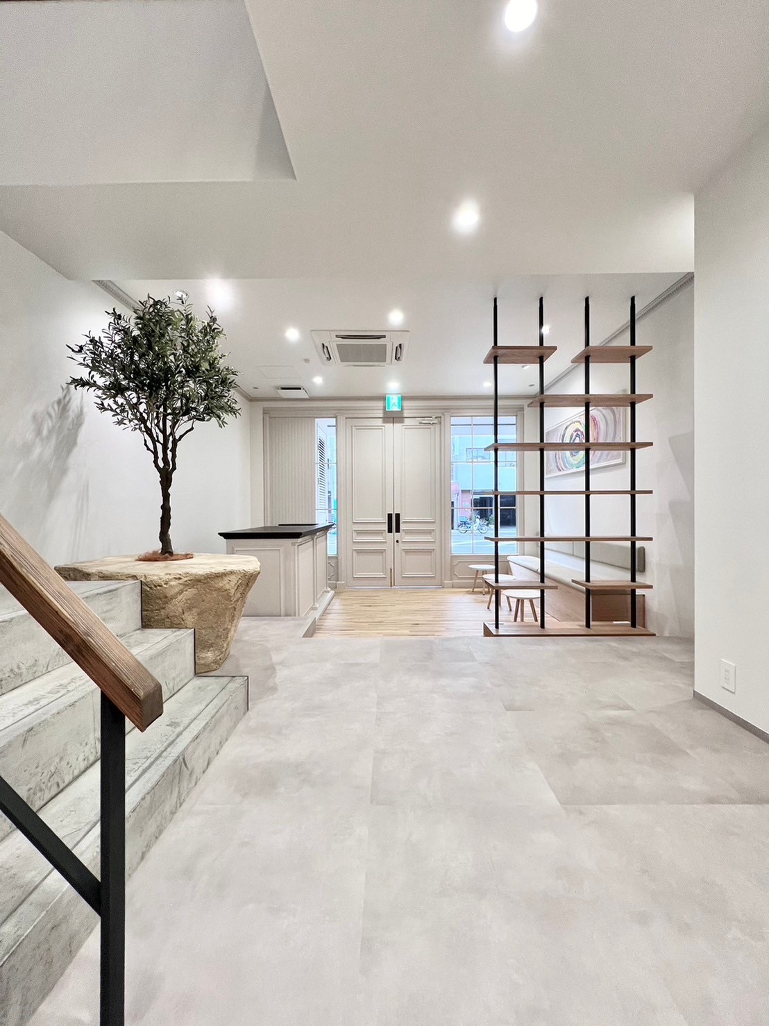 【瓦町】≪経験者歓迎≫≪社会保険完備≫≪高単価サロン≫≪月8,9日休み≫全席個室のスタイリストオンリーサロン！時短正社員の導入などセカンドキャリアを応援しています！「PAGE BOY Hair＆Design 瓦町店（ページボーイヘアーデザインカワラマチテン）」からスタイリスト（美容師）の求人☆☆