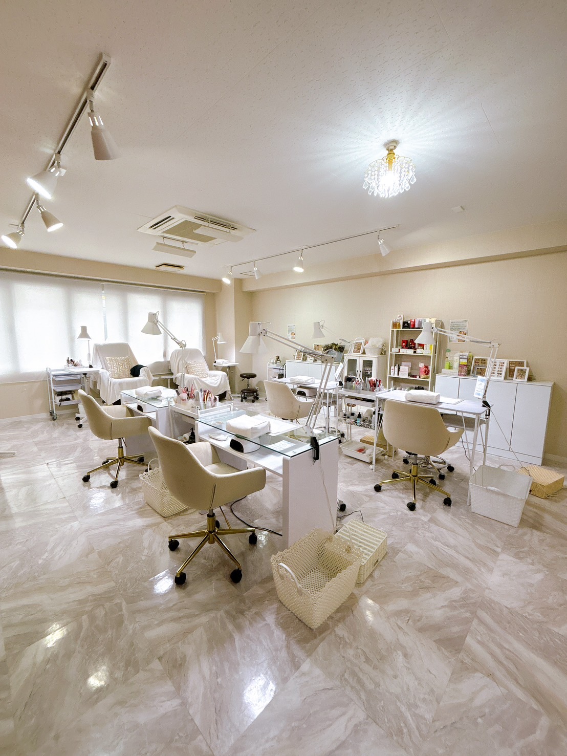 beauty salon Monart