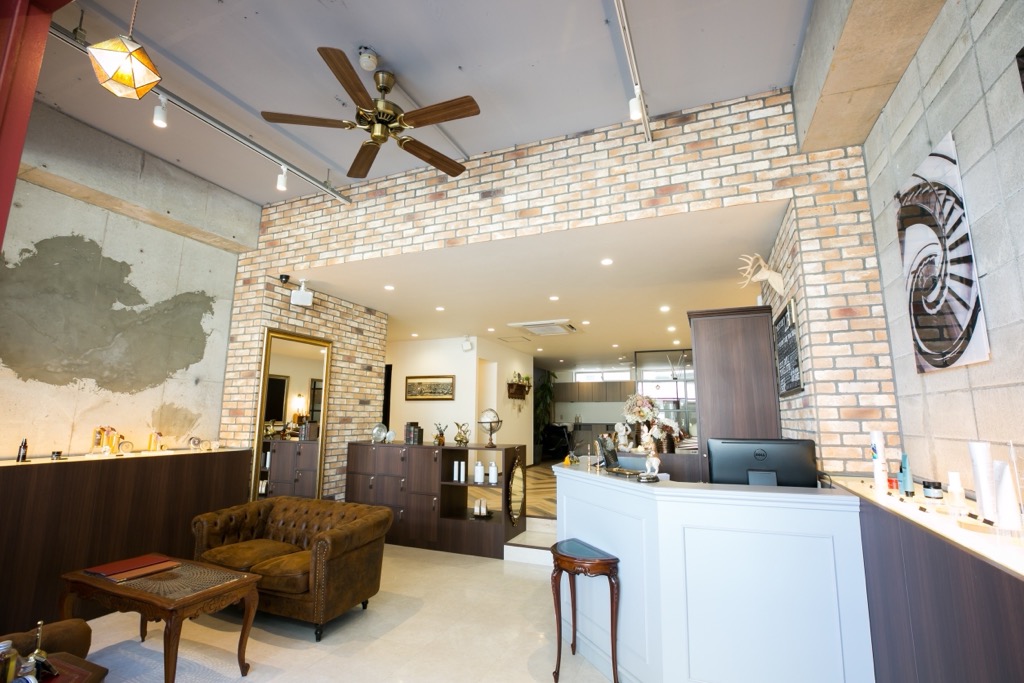 【ナゴヤドーム前矢田】◆駅徒歩1分の路面店1F◆社会保険完備◆ミーティング無し・残業無し・営業後の練習無し！ウィッグ代半額負担などの嬉しい待遇も盛りだくさん！エリアトップクラスの給与還元率でスタイリストデビューした後も安心の「Voglio（ヴォリオ）」からアシスタント（美容師）の求人☆★☆