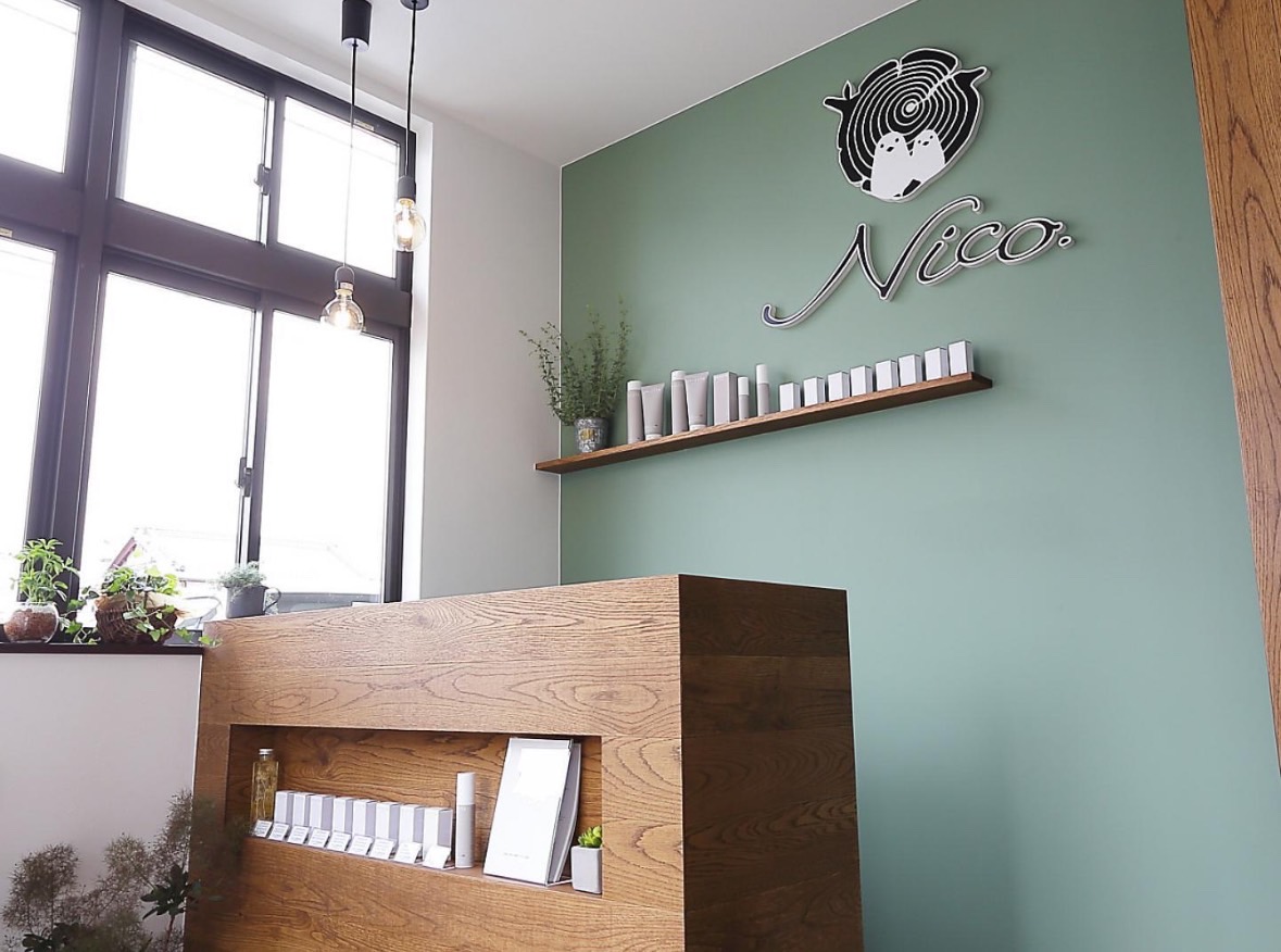 【守山駅】≪日曜定休サロン&17時台退社≫レッスンありでも18時まで!仕事とプライベートのメリハリがつけられますよ!女性が長く活躍しやすい「Nico(ニコ)」からアシスタント(美容師)の求人☆☆