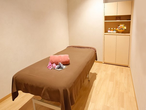 【梅田】≪社会保険完備≫≪産休育休取得実績あり≫≪家賃補助あり≫実働8時間・土日休みの取得OKなど働きやすい環境です!フェイシャル・痩身に特化したエステサロン「ESTHE STATION 梅田本店(エステステーションウメダホンテン)」からエステティシャンの求人☆★