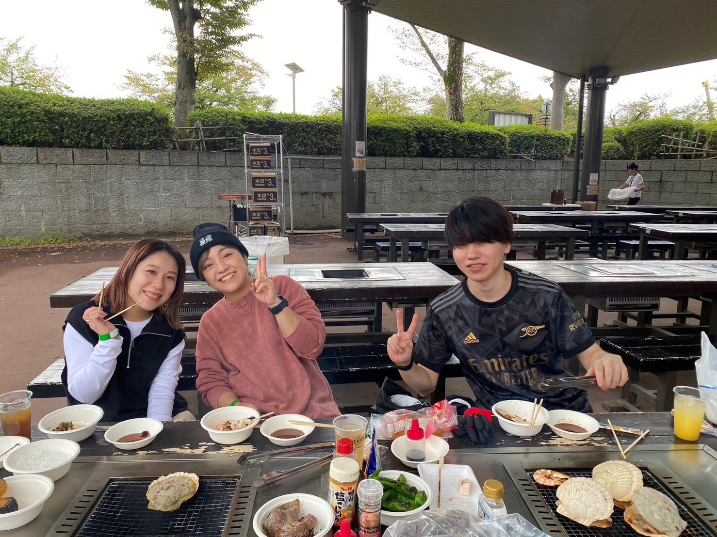 【武庫之荘】≪平均19時過ぎ退社≫≪社会保険完備≫≪通信生・新卒生歓迎!!≫無理なく、長く働けてプライベートも充実！ヘッドスパと髪質改善が人気！ママさん美容師も大歓迎！「Salo（サロ）」からアシスタント（美容師）の求人☆★☆