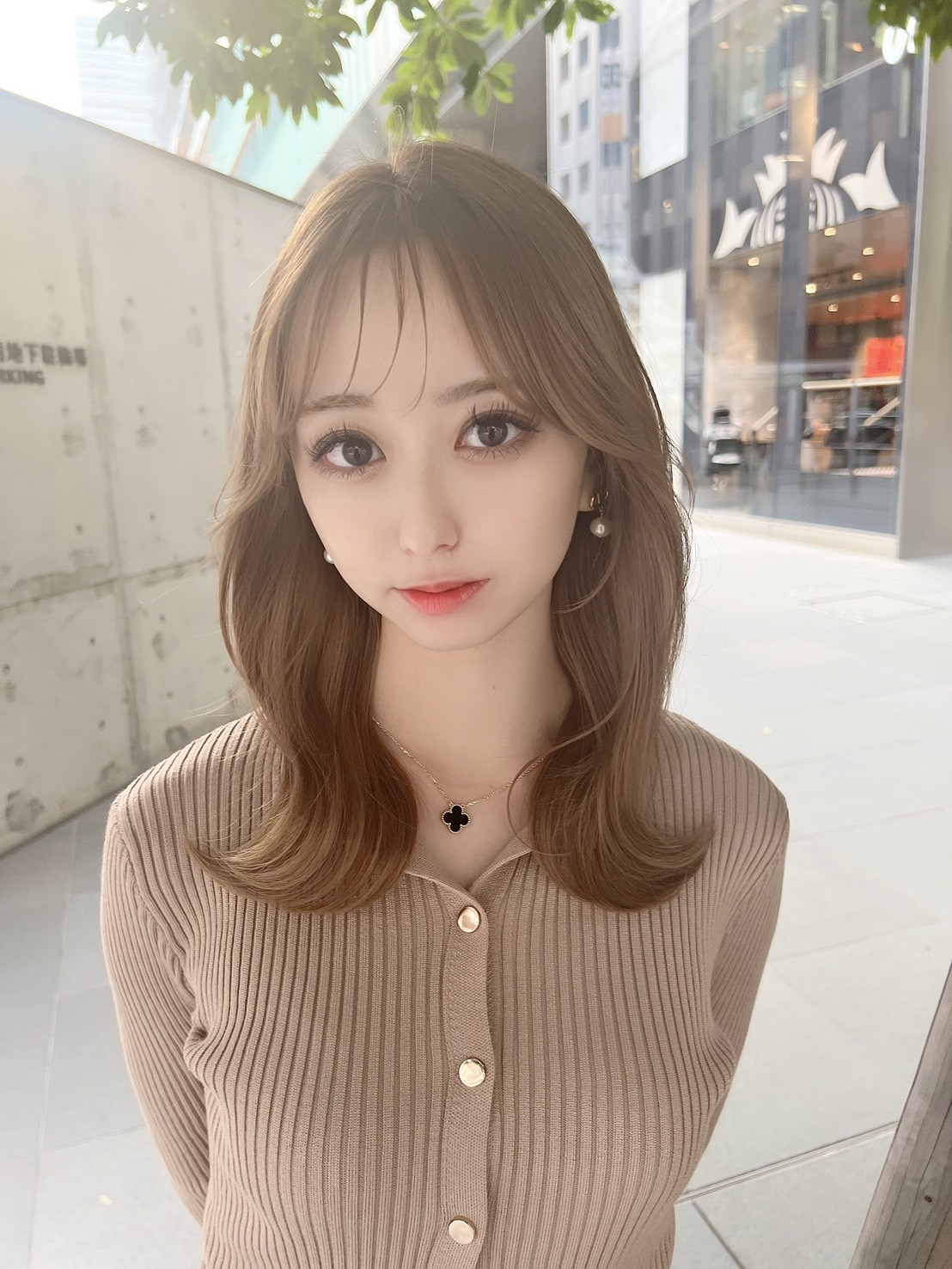 【恵比寿】≪完全週休2日≫≪朝礼や終礼は一切なし！≫≪土日休みOK≫≪営業時間内レッスン可能≫残業や堅苦しい決まりはありません！スタッフの労働環境を一番に考えるサロンです。丁寧なカウンセリング＆こだわりのカット＆厳選した薬剤でお客様も自分自信も綺麗へ導くサロン「monaco （モナコ）」からアシスタント（美容師）の求人☆☆