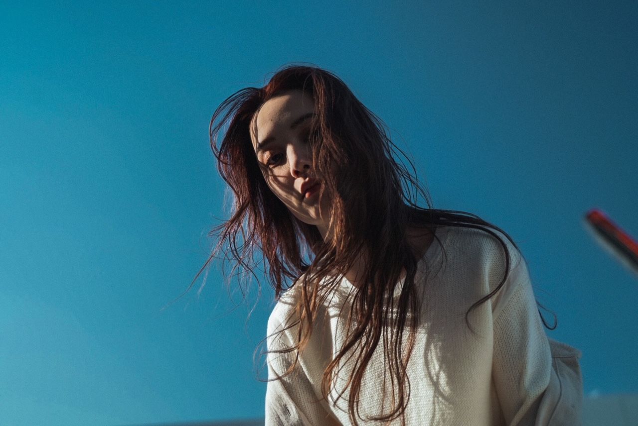 【梅田】≪完全週休2日≫≪社会保険完備≫≪20時までに退勤OK≫正社員・業務委託から選択OK！月給30万円以上のスタッフも多数在籍していますが、お休み重視で無理のない働き方もできます！「NEED by SCALE（ニードバイスケール）」からスタイリスト（美容師）の求人☆★