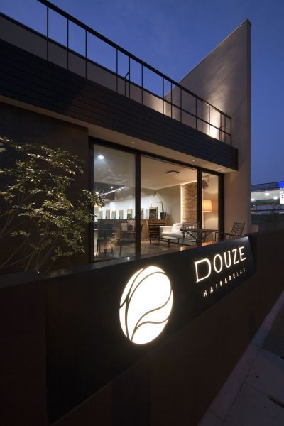 【羽倉崎】 月給30万円  有給休暇あり  社会保険完備  18時退勤可能 地域密着で上質なサロン空間がお客様を癒す人気ヘアサロン！好条件で安心して勤務することが可能です！！！DOUZE（ドーズ）からスタイリスト（美容師）の求人☆★☆