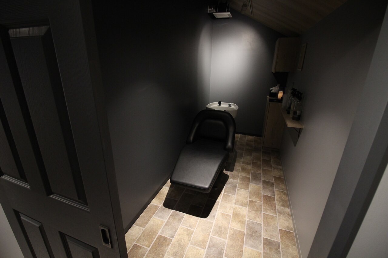 【大船】≪平均単価1万円以上≫≪産休育休実績あり≫≪社会保険完備≫≪副業OK≫女性の方でも安心して働ける環境！自分に合ったお休み日数を選択できるため、無理なく安心して働くことができます！福利厚生面も充実しており、プライベートも大切にしながら働けるサロンです。「SUNC（サンク）」からスタイリスト（美容師）の求人★☆★