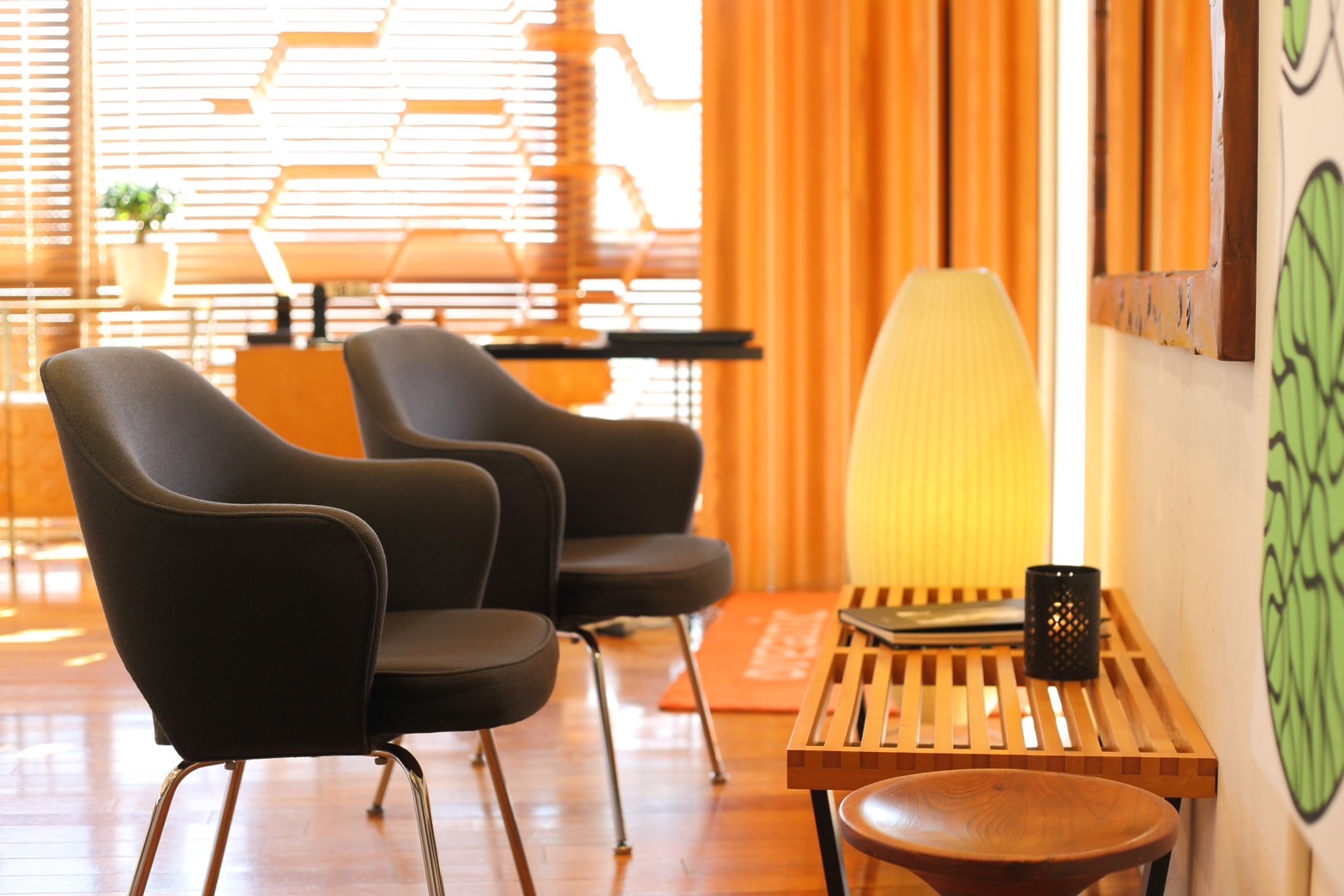 【坂戸駅】≪実働8時間≫≪土日祝休みOK≫≪最短2年でデビュー可能≫アカデミー制も取り入れた教育力のある人気サロン！確かなスキルを身に付けられる環境です！「organic+mind 坂戸店（オーガニックマインドサカドテン）」からアシスタント（美容師）の求人☆★