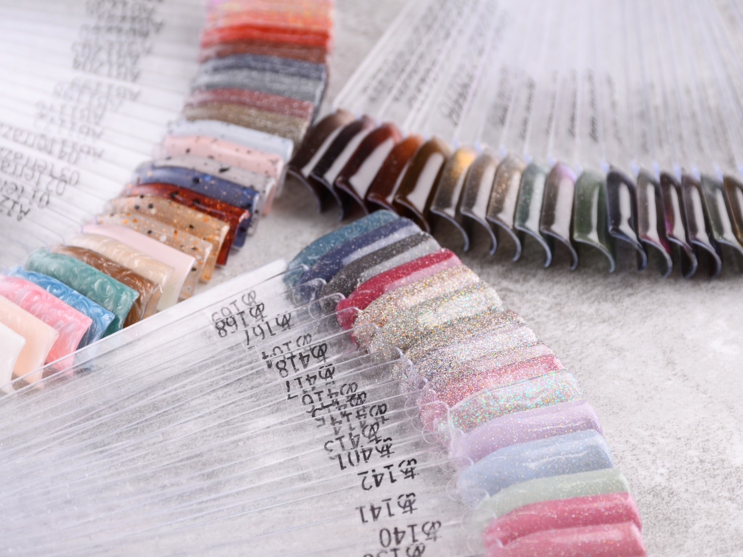 【玉造】サロンワーク経験者の募集◆充実の研修体制◆社会保険完備◆土日休み月2,3回OK◆髪色ネイル自由◆モデル集めサポートあり◆実働8時間◆早番固定もOK◆マンツーマンレッスンでしっかりと技術を身に付けられます！「Nail Salon Lino（ネイルサロンリノ）」からネイリスト（ネイル）の求人☆☆