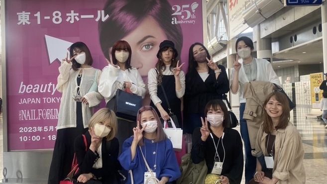 【町田駅】◆完全週休2日制・社会保険完備・産休育休実績あり・実働8時間・髪色ネイル自由・住宅手当あり◆未経験歓迎！高単価でお客様と関われるメンズアイブロウ専門店です。安売りしない一流の技術を提供できる「NY 町田店（エヌワイマチダテン）」からアイブロウリストの求人☆☆