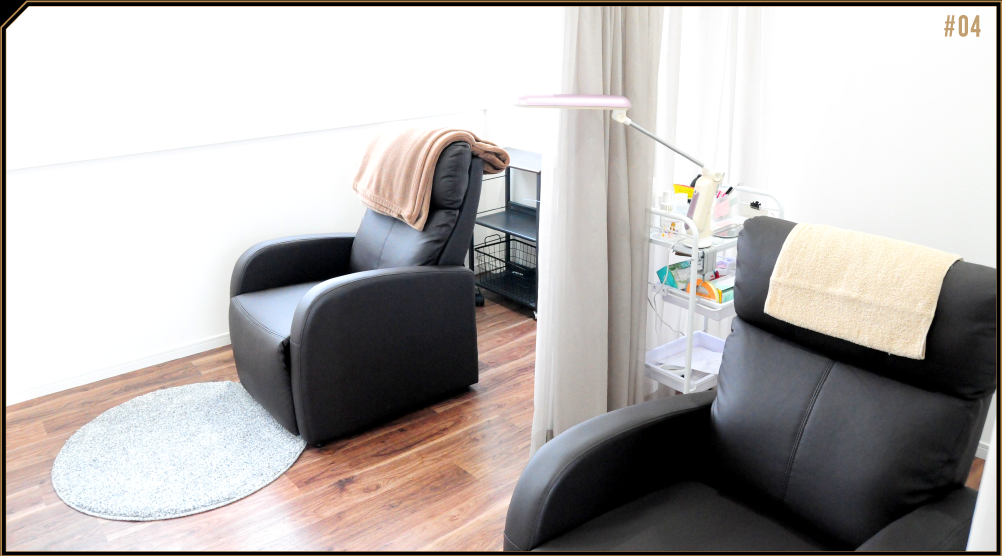 【和泉市平井町】≪未経験から研修OK≫≪月8,9日休み・第3日曜日休み・有給休暇あり≫≪実働8時間≫≪社会保険完備≫地域密着型のアイラッシュ専門店！お客様に寄り添える技術者としてスキルアップ出来る体制です！「Lua eyebeauty（ルーアアイビューティー）」からアイリスト（まつげエクステ・まつげパーマ・アイブロウ）の求人☆☆