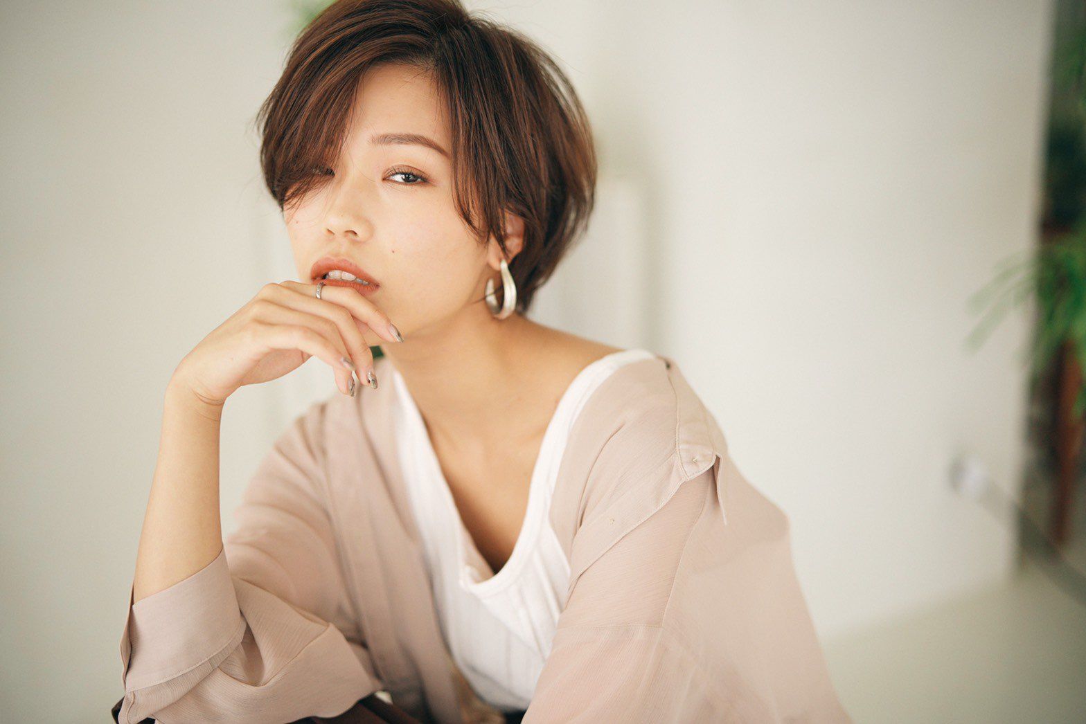 【和泉府中】 ≪月給20万円以上≫≪18時営業終了≫≪日曜日休み&3連休&有給休暇あり≫≪社会保険完備≫≪住宅手当あり≫好条件で美容師として長く働ける環境！教育も充実した注目のヘアサロン！「AILERON by mahae（エルロンバイマフェ）」からアシスタント（美容師）の求人☆★☆