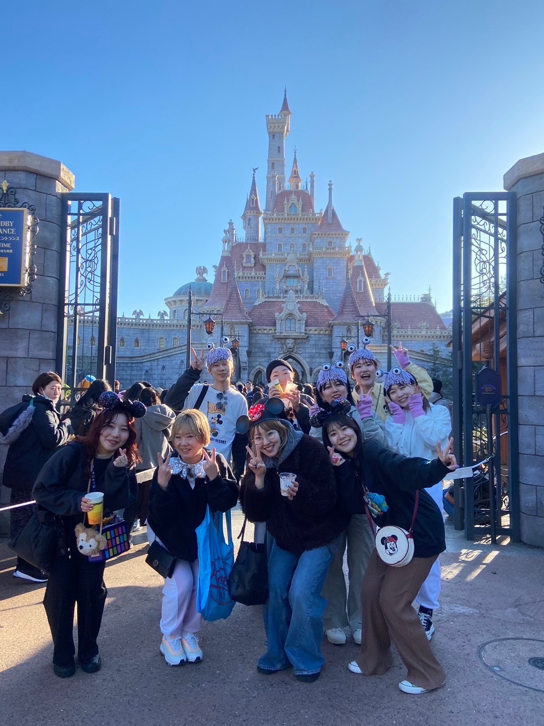 【池袋】≪社会保険完備・完全週休二日制・営業中レッスンOK≫未経験・通信生・新卒生の方も大歓迎!顔タイプ診断に合わせた小顔カットが得意なサロン「ElEn.(エレン)」からアシスタント(美容師)の求人☆★