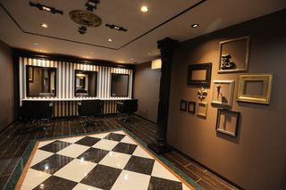 【北野田】≪月給20万円≫≪最短2年デビュー≫≪完全週休2日≫≪いつでも使える旅行休暇3日あり≫≪社会保険完備≫夢と希望とチャンスがあふれるお店を目指します!営業内レッスンで無理なく成長していける「LAZO barco(ラソバルコ)」からアシスタント(美容師)の求人☆★